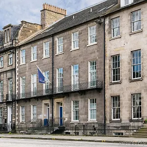 Travelodge Queen Street 3* Edimburgo
